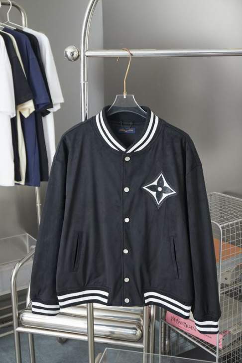 Picture of Louis Vuitton Jackets _SKULVXS-Lhgntx0931486